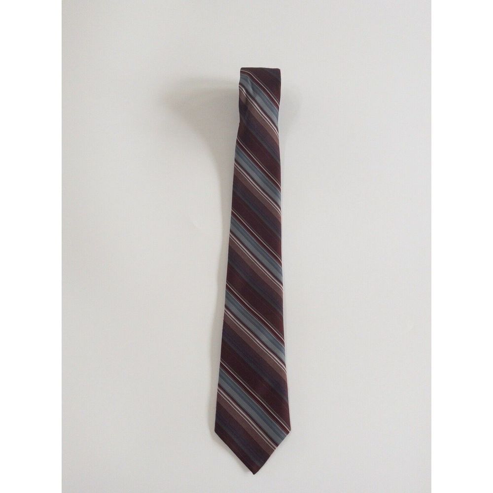 Vintage Royal Knights Neck Tie. Castner Knott Department Store Nashville Tn View 2